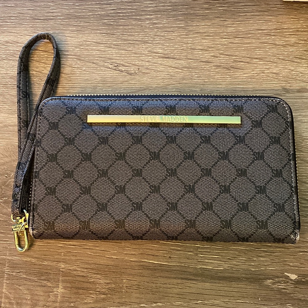 Steve Madden Wallet 🖤